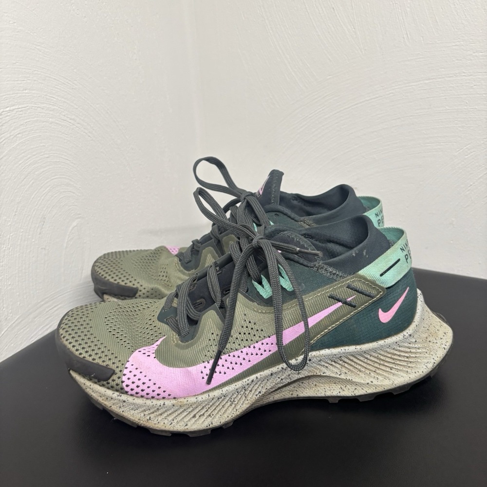 Nike Trail 2‎ Pegasus Shoes Women's Size 6 Green Running CK4309-300 Sneakers